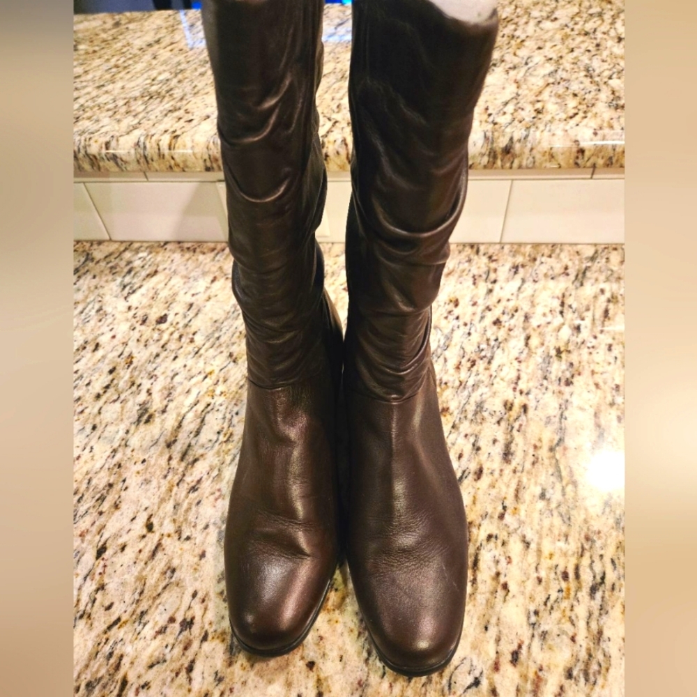 Liz Baker "Jamie" Brown Leather Slouch Boots - Picture 3 of 7